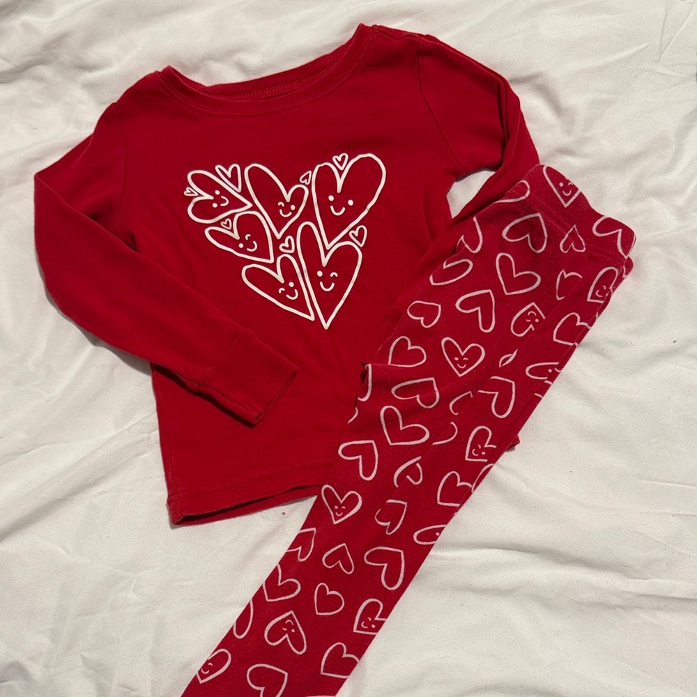 Old Navy Red Heart Kids Pajama Set